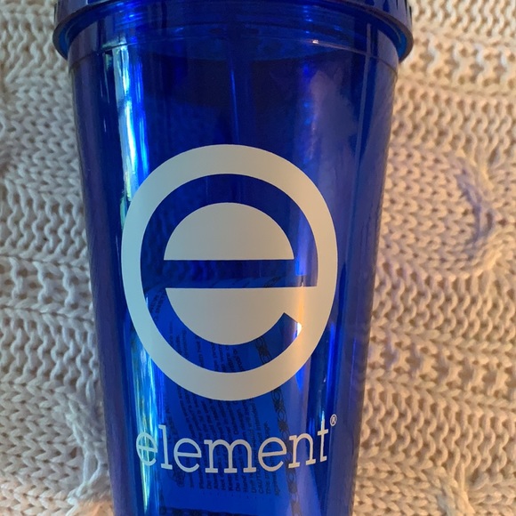 Element travel mug, travel cup, & sunglasses case - Picture 5 of 8